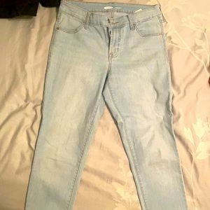 Old Navy light wash super skinny jeans